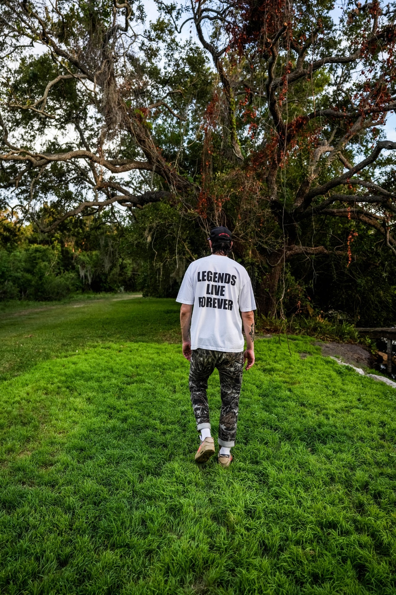 UNCIVILIZED "ANIMAL LOVER" T-SHIRT