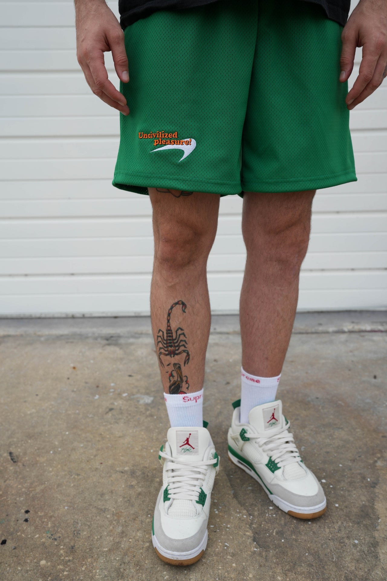 UNCIVILIZED "PLEASURE!" SHORTS