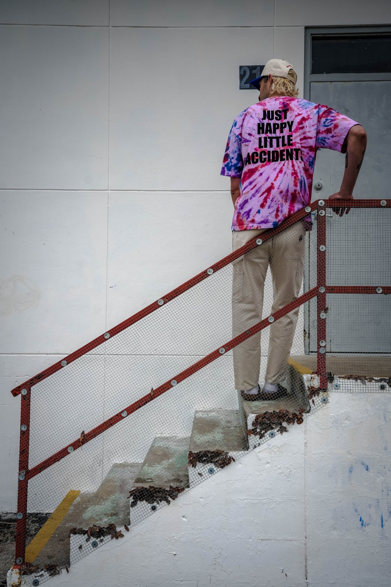 UNCIVILIZED "NO MISTAKES" TIE DYE T-SHIRT